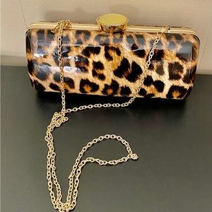 Animal print hand bag very nice and easy to show off